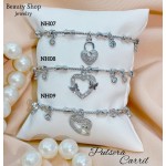 #H Pulseras Rígidas Con Dijes 