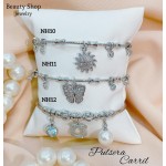 #H Pulseras Rígidas Con Dijes 