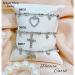 #H Pulseras Rígidas Con Dijes 