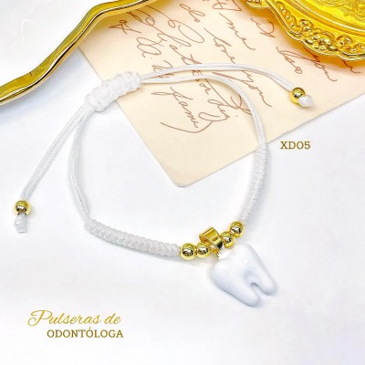 #1 pulsera hilo con dije en tendencia