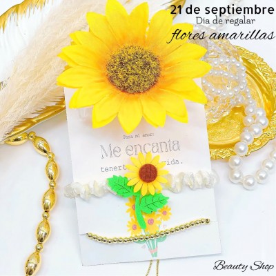 #1 Set dia flor amarilla incluye la pinza pulsera y cola con su tarjeta 