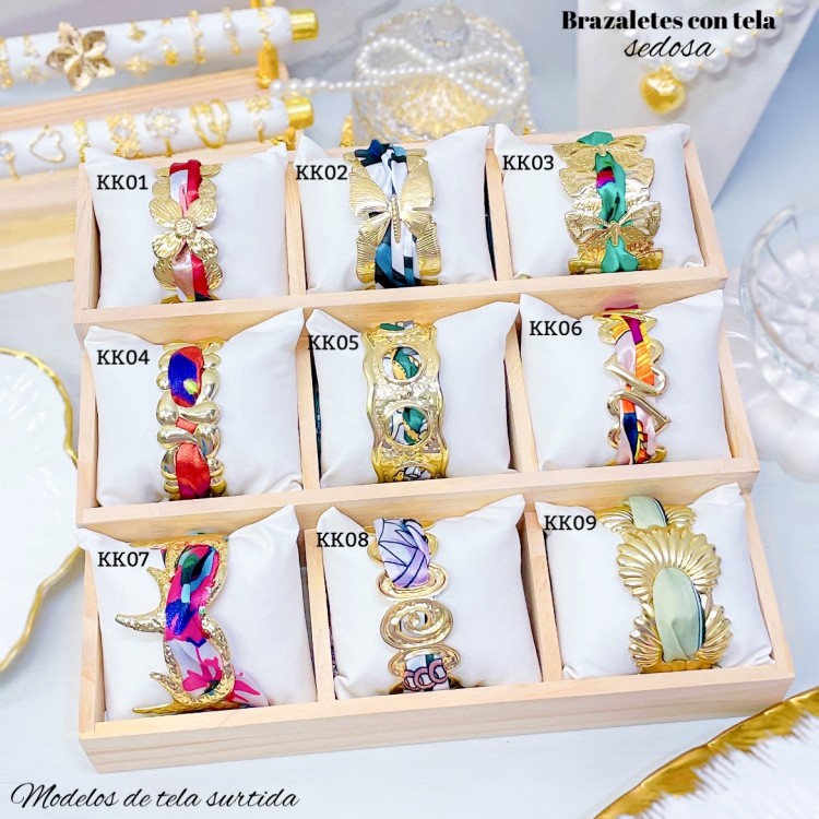 brazalete en acero con tela de seda (modelo de tela surtido)
