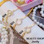 #Q Pulsera Rígidas con Dije Lujo  13.50&