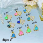 #0001 #C cadena con dije (solo dije 1.3$)cadena con dije 8.5&) (1.54*)