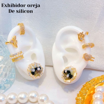exhibidor oreja