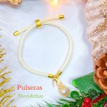#4. pulsera hilo con dije navidad