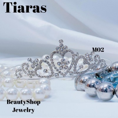 corona con pedreria elegante p