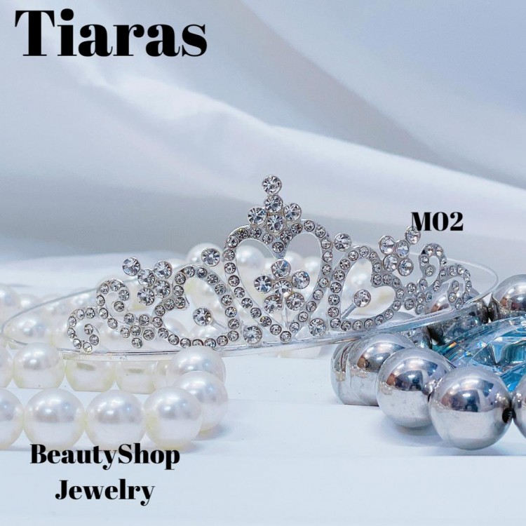 corona con pedreria elegante p