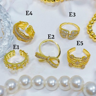 #E anillo con piedra gold field 17&