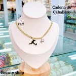 Cadena de caballero con dije de futbol Cadena de caballero con dije de futbol