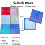 Cajita de regalo para cadena topito y anillo medida 9cm X 9cm 