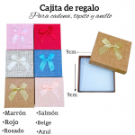 Cajita de regalo para cadena topito y anillo medida 9cm X 9cm 