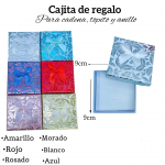 Cajita de regalo para cadena topito y anillo medida 9cm X 9cm 