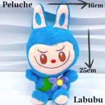 peluche labubu con flor