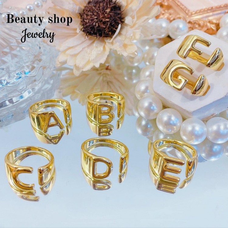 anillo de letra oro chino lujos 8.50&