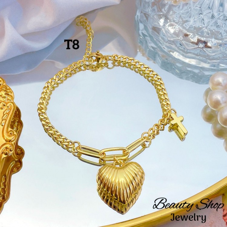 #T pulsera eslabon con dijes corazon 13.50&