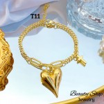 #T pulsera eslabon con dijes corazon 13.50&
