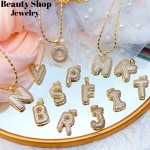 cadena con Dije letra brillante oro chino (solo dije 3$ 19.8&)