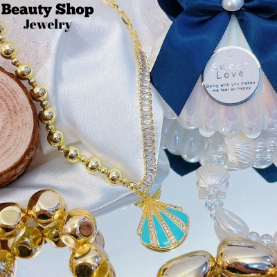 #T cadena verano en tendencia