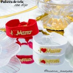 Pulseras de tela con dije de mamá