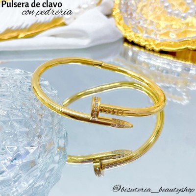 Pulsera de clavo con piedras en acero