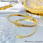 Pulsera en acero con pedrería Pulsera en acero con pedrería