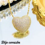 cadena con dije corazon brillante 19.50& con cadena ajustable 3.80$ 
