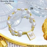 Pulsera con dije de escapulario Pulsera con dije de escapulario