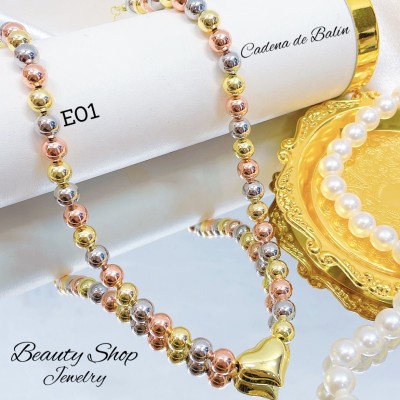 collar de balin con dije corazon （&18.5））
