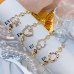 pulsera Gucci con dije oro chino Agotado